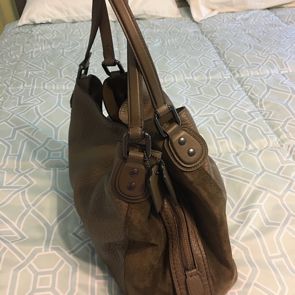 Coach Edie 42 Suede and Pebble Leather Bag - Picture 12 of 15
